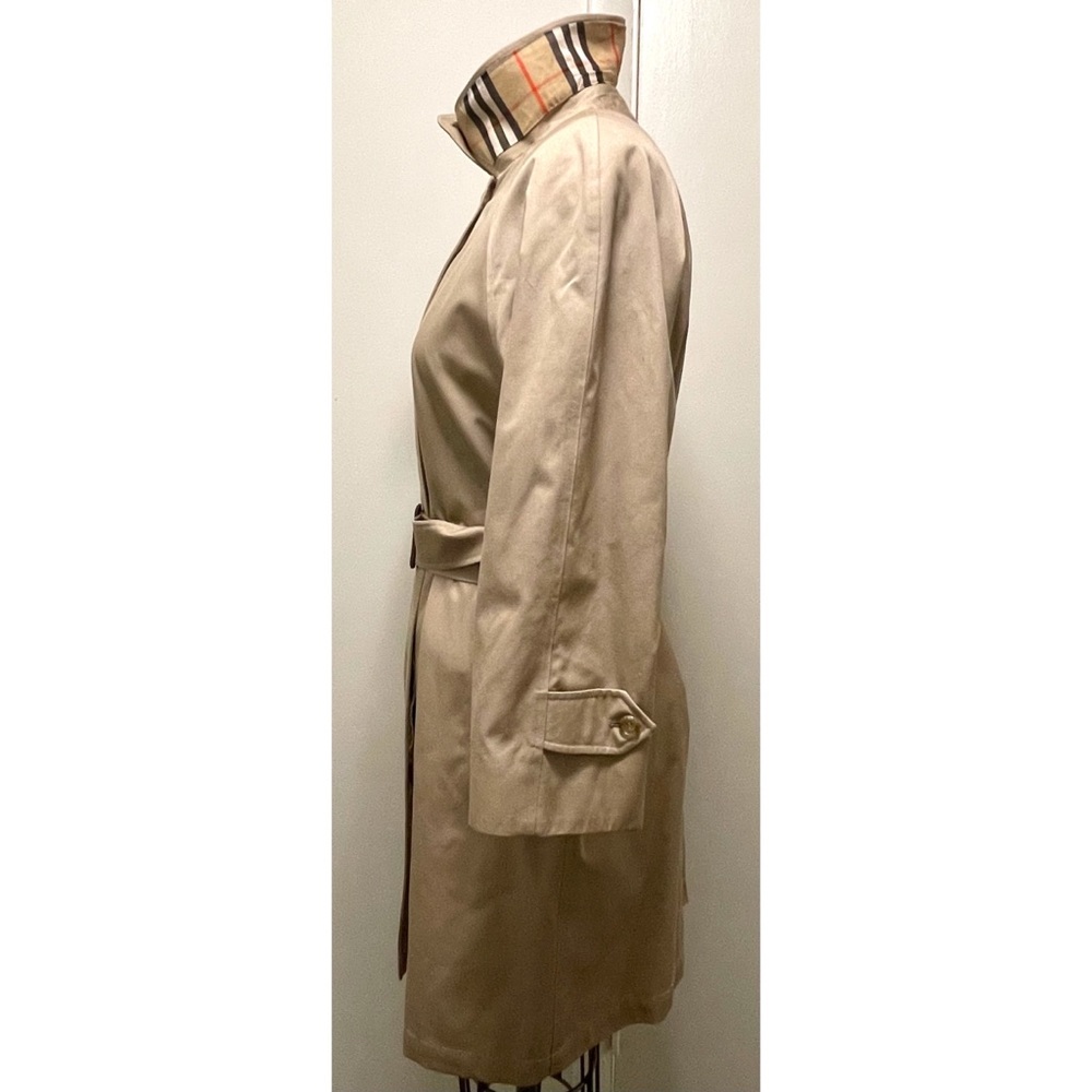 ❤️ 🎉 HP! Vintage Burberry Single Breasted Short Trench Coat with Sash - Picture 6 of 15